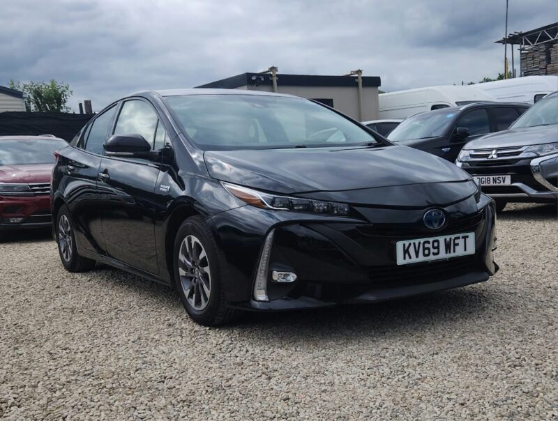 2019 Toyota plugin hybrid fsh 1 owner pco valid Image