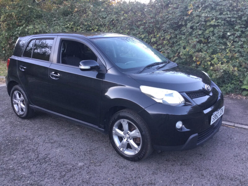2012 Toyota Urbancruiser 1.4 D-4D 5dr 4WD HATCHBACK Diesel Manual Image