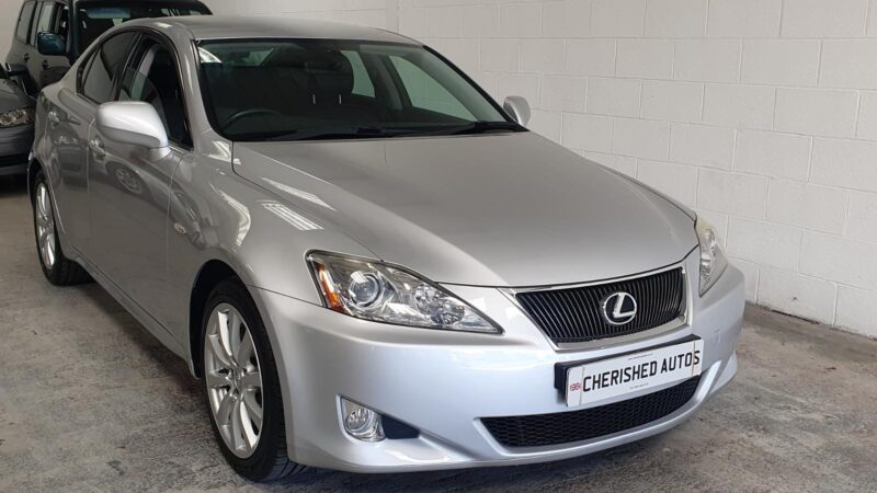 Lexus IS 250 SE V6 *AUTOMATIC * GEN 30,000 MILES* FULL LEXUS SERVICE HISTORY* Image